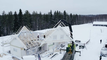 Bygg på vintern och flytta in till sommaren